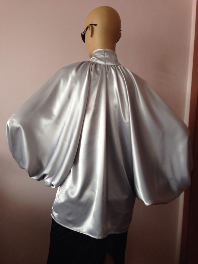 blouse silver